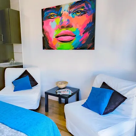 - Abad Apartamento *